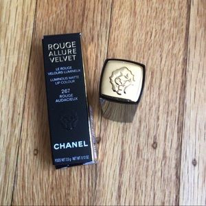 Chanel Rouge Allure Velvet Lipstick 267